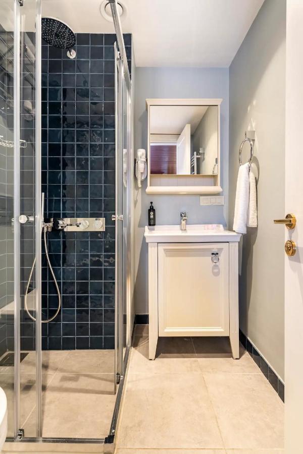 Cosa Mesken Hotell Istanbul Exteriör bild